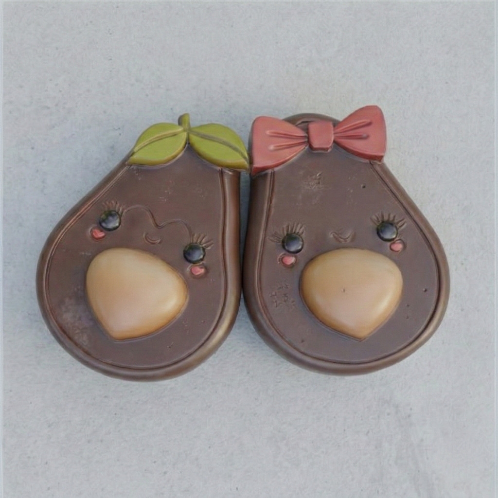 Пара авокадо